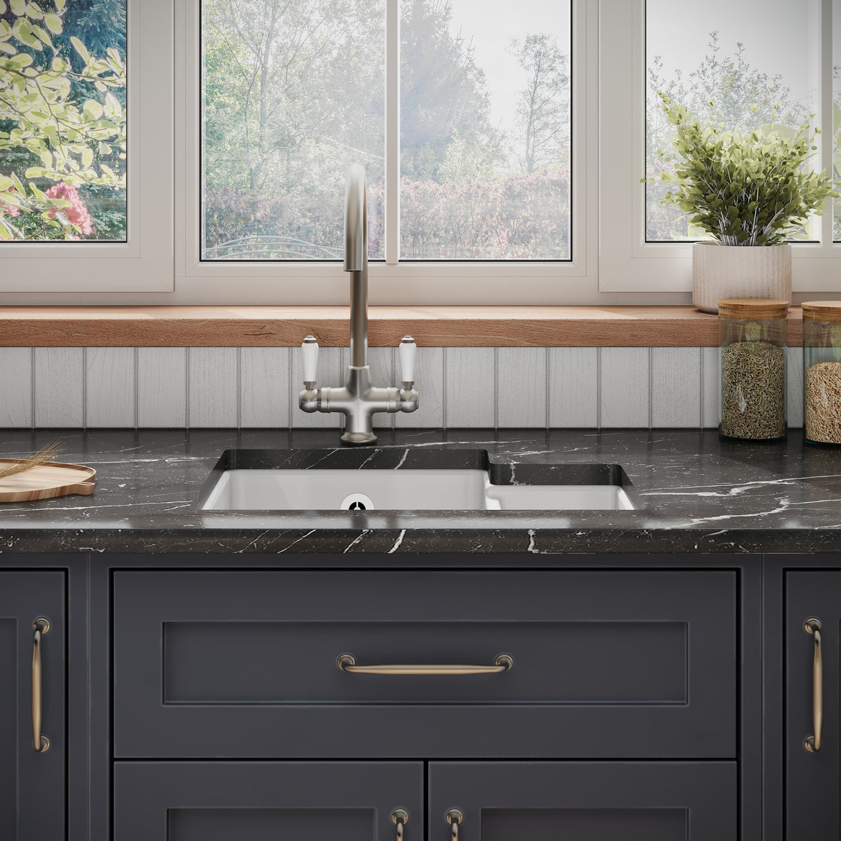 Fireclay 1.5 Bowl Undermount Kitchen Sink with Overflow - 549mm - Available as Left or Right Hand