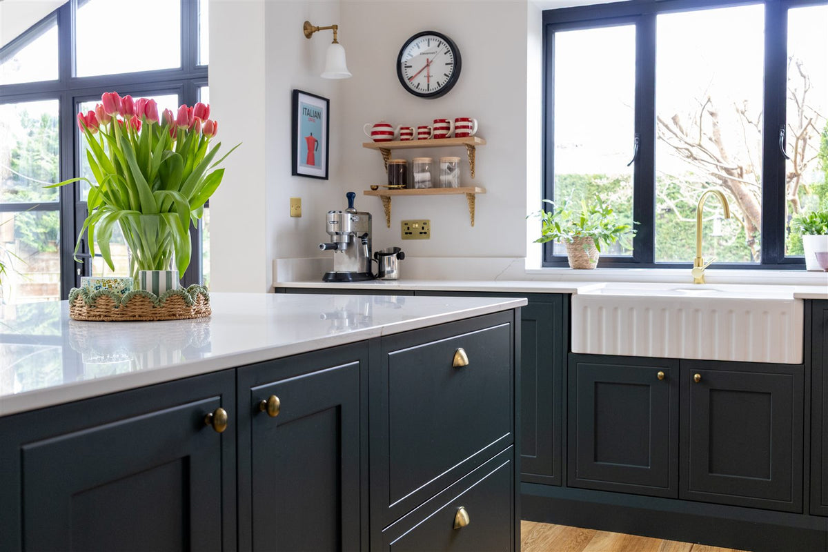 How to Create a Modern Farmhouse Kitchen