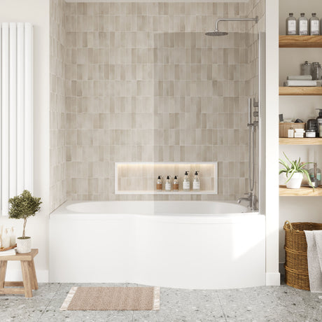 [BBATH08] Balterley 1700 mm Right Hand B Shape Shower Bath Bundle & Tub, Curved 6 mm Safety Glass Screen & Matching Front Panel, Gloss White - Lifestyle 1