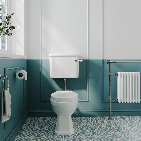 [BCKI001] Traditional Classic Low Level Toilet Pan, Cistern and Flush Pipe Kit - Lifestyle 1
