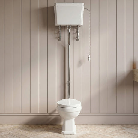 [BCKI006] Madeley Traditional Toilet with High Level Cistern, Flush Pipe Kit and Soft Close Toilet Seat - Silo
