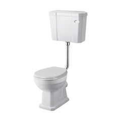 [BCKI008] Madeley Traditional Comfort Height Toilet with Low Level Cistern, Flush Pipe Kit and Soft Close Seat, - Cutout