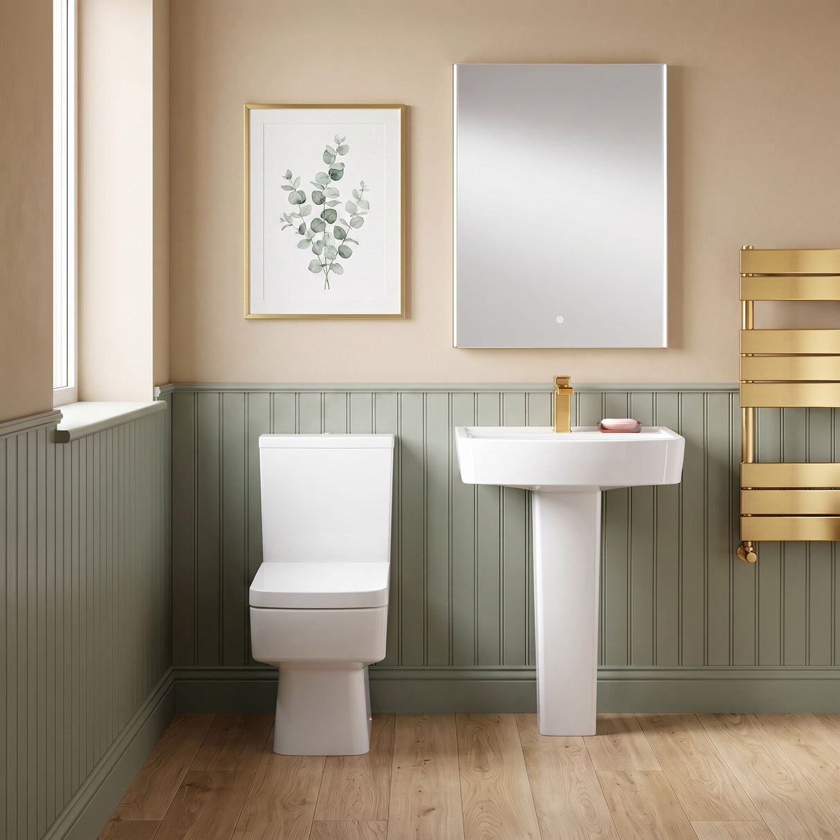 [BCOPC014] Balterley Bliss WC Pan, Cistern & Soft Close Seat - Lifestyle 1