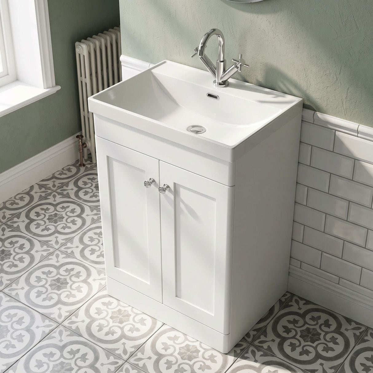 [BFCL125E] Swynnerton Traditional 2 Door Floor Standing Vanity Unit with Thin Edge Basin, Choice of Size and Colour