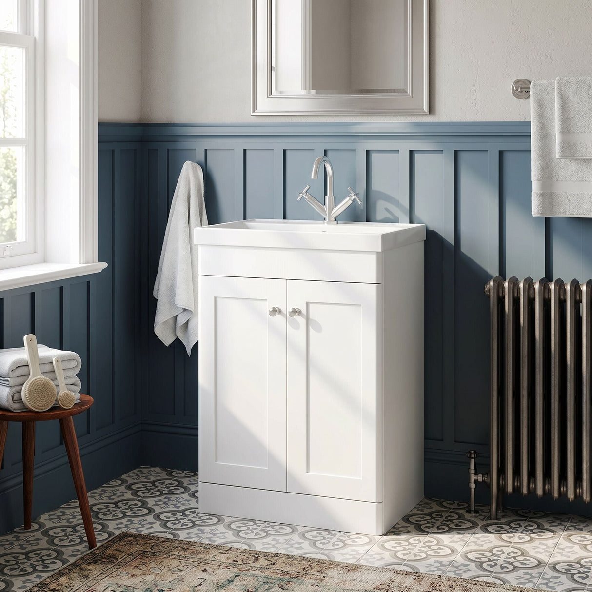 [BFCL125E] Swynnerton Traditional 2 Door Floor Standing Vanity Unit with Thin Edge Basin, Choice of Size and Colour