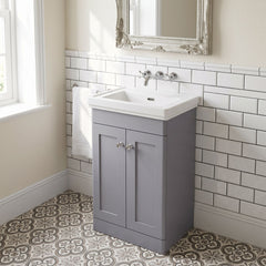 [BFCL223H] Swynnerton Traditional 2 Door Floor Standing Vanity Unit with 0 Tap Hole Traditional Fireclay Basin, Choice of Size and Colour