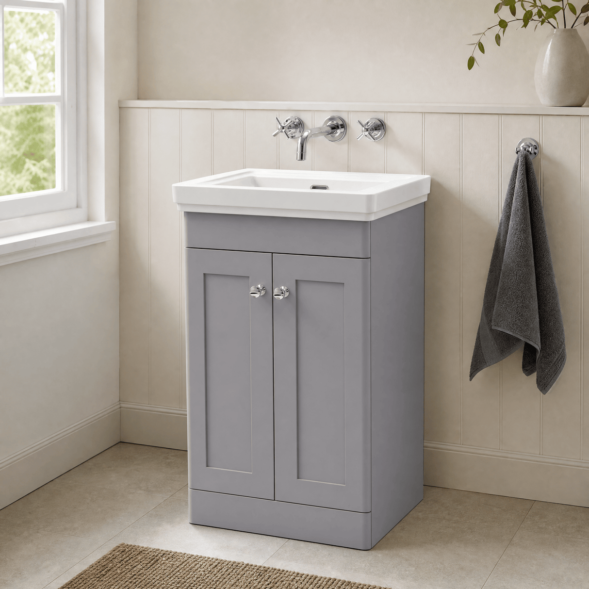 [BFCL223H] Swynnerton Traditional 2 Door Floor Standing Vanity Unit with 0 Tap Hole Traditional Fireclay Basin, Choice of Size and Colour