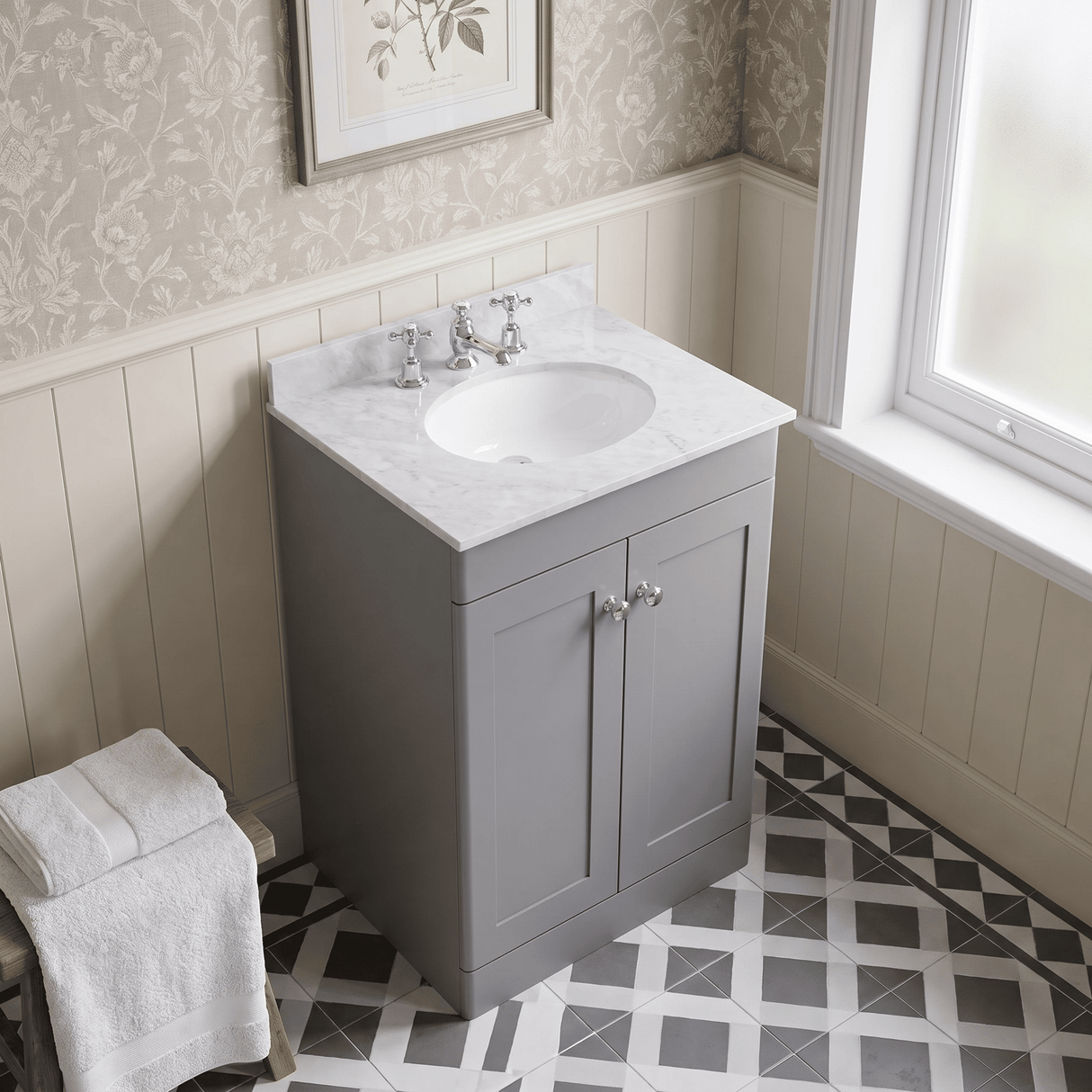 [BFCL225GR3] Swynnerton Traditional 2 Door Floor Standing Vanity Basin Unit with 3 Tap Hole Grey Marble Top Basin, Choice of Size and Colour
