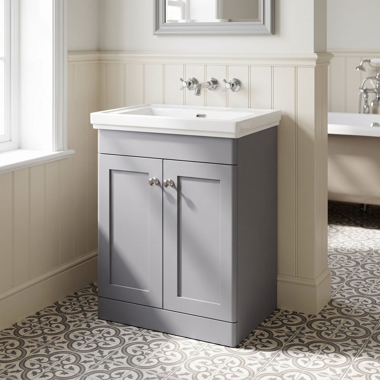 [BFCL225H] Swynnerton Traditional 2 Door Floor Standing Vanity Unit with 0 Tap Hole Traditional Fireclay Basin, Choice of Size and Colour
