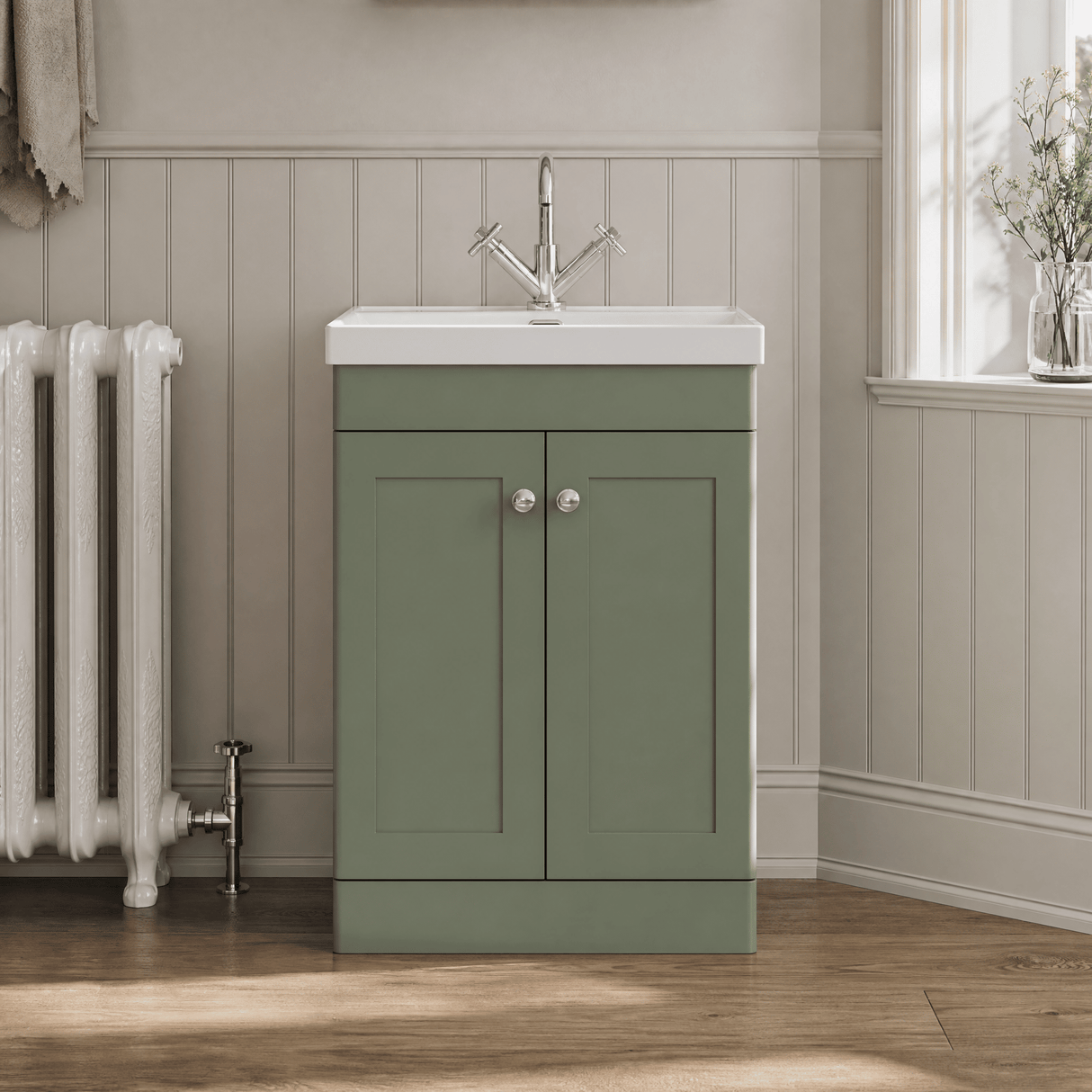 [BFCL825E] Swynnerton Traditional 2 Door Floor Standing Vanity Unit with Thin Edge Basin, Choice of Size and Colour
