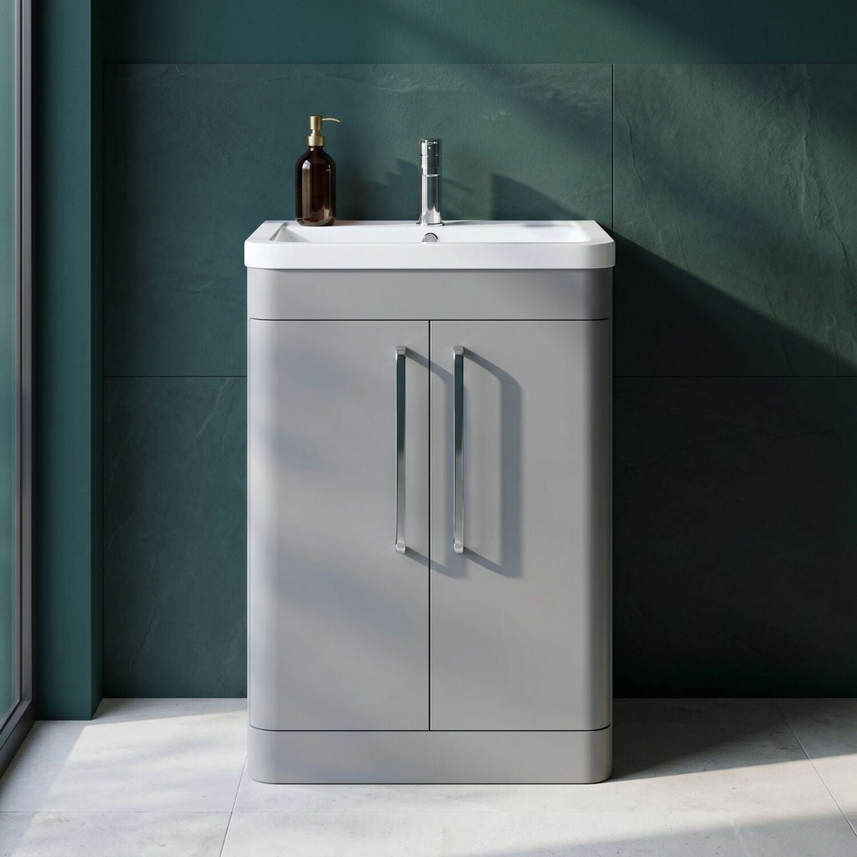 [BFGE210] Calwich Contemporary Bathroom Floor Standing Vanity with 2 Soft Close Doors & 1 Tap Hole Basin, 600mm, Choice of Colour and Basin Type - Silo