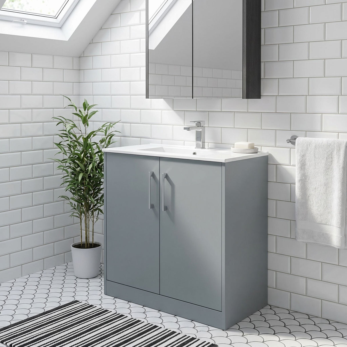 [BFPF2305B] Winshill Contemporary 2 Door Floor Standing Vanity Unit with Minimalist Basin - Choice of Size and Colour