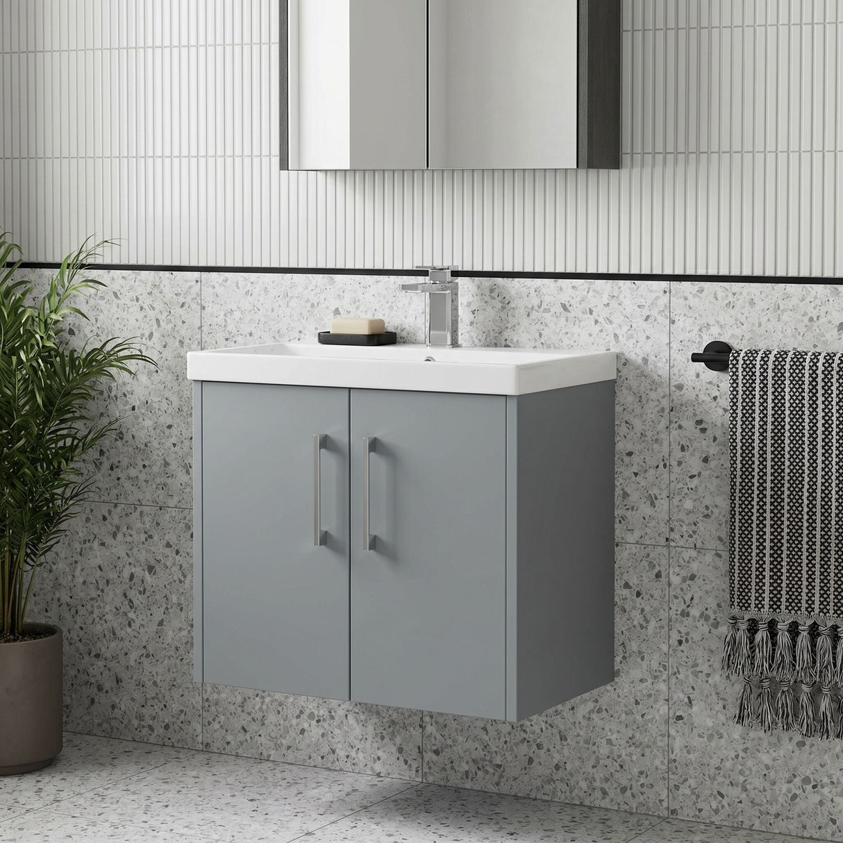 [BFPF2323D] Winshill Contemporary 2 Door Wall Hung Vanity Unit with Thin Edge Basin - Choice of Size and Colour