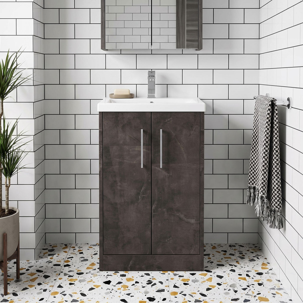 [BFPF2601A] Winshill Contemporary 2 Door Floor Standing Vanity Basin Unit with Mid-Edge Basin, Choice of Size and Colour - Silo