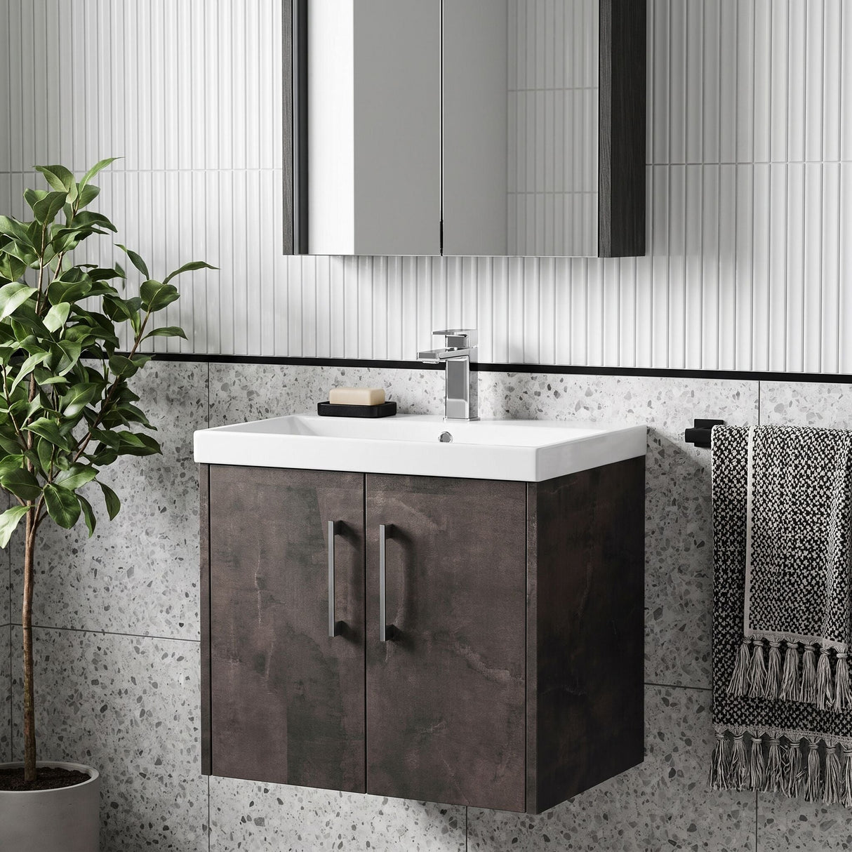 [BFPF2623D] Winshill Contemporary 2 Door Wall Hung Vanity Unit with Thin Edge Basin - Choice of Size and Colour