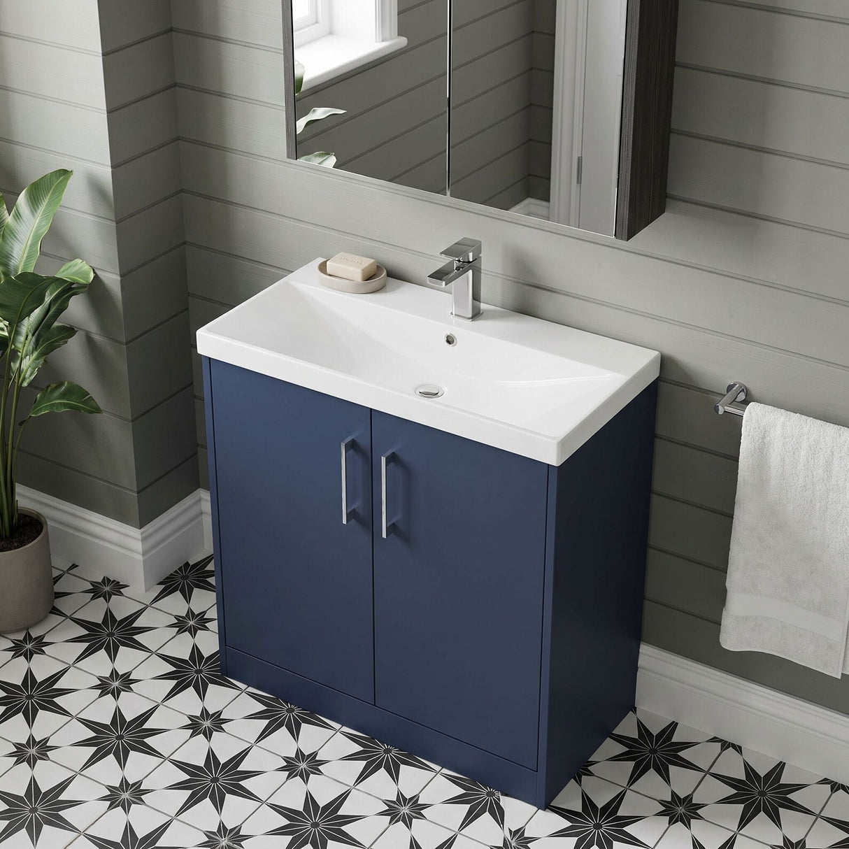 [BFPF2905D] Winshill Contemporary 2 Door Floor Standing Vanity Unit with Thin Edge Basin - Choice of Size and Colour