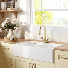 [BKS217WT11] Traditional Fireclay Kitchen Sink Bundle: Double Bowl Butler 1 Tap Hole Design with Wastes & Mono Tap, 895mm - Brushed Brass - Lifestyle 3