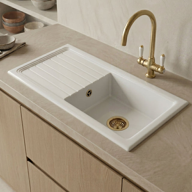 [BKS231WT12] Traditional Fireclay Kitchen Bundle: Single Bowl Sink & Drainer with Waste & Mono Lever Tap, 1010mm - Brushed Brass - Silo