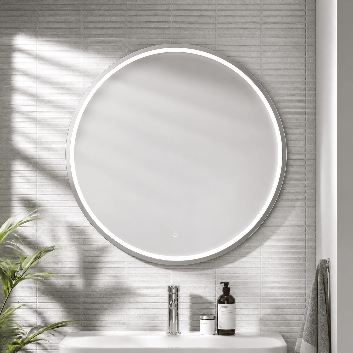 [BLQ753] Quixhill Contemporary Round Inset Framed LED Touch Sensor Mirror - Lifestyle 2