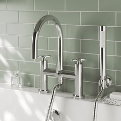 [BTCN354X] Levedale Crosshead Handle Deck Mounted Bath Shower Mixer Tap with Kit, 319 x 230 x 50mm, Chrome - Lifestyle 1