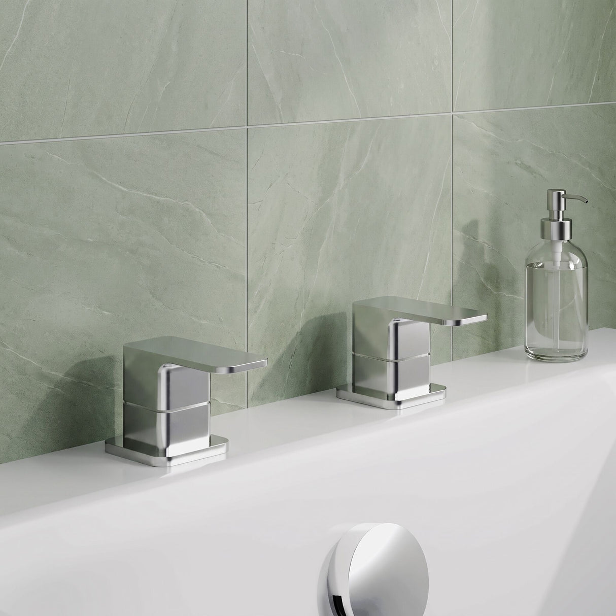 [BTEM308] Square Deck Mounted 3/4" Chrome Side Valves Chrome - Lifestyle 1