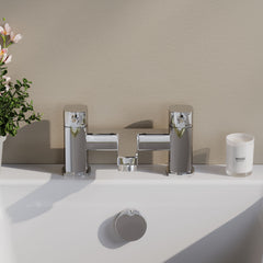 [BTFA303] Contemporary Bath Filler Mixer Tap - Chrome - Lifestyle 1