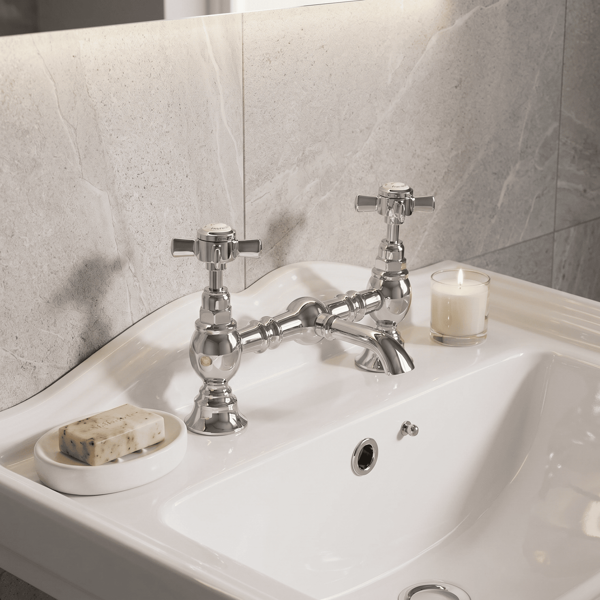 [BTKI315X] Hanchurch Traditional Crosshead Bridge 2 Tap Hole Mixer - Choice of Colour