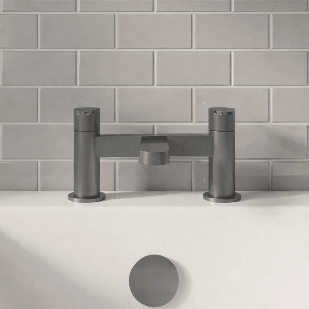 [BTPR703] Consall Round Dual Lever Deck Mounted Bath Filler Tap - Choice of Finish - Silo
