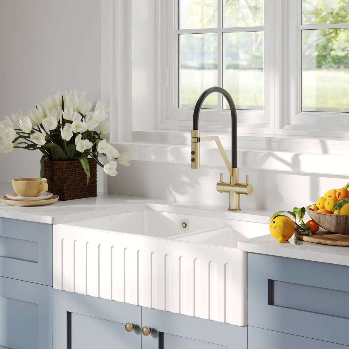 Double Bowl Fireclay Ceramic Fluted Front Butler Kitchen Sink with Stepped Weir